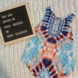 ❗2 for $20❗Lightweight tie-dye sleeveless blouse